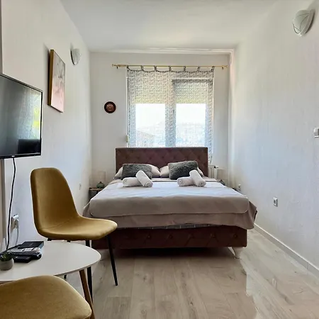 Rest Zalik Apartment